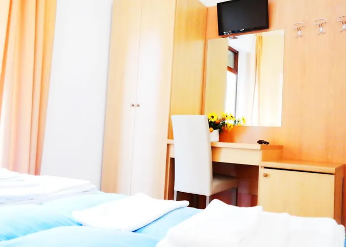 CentralPlazaBed and Breakfast